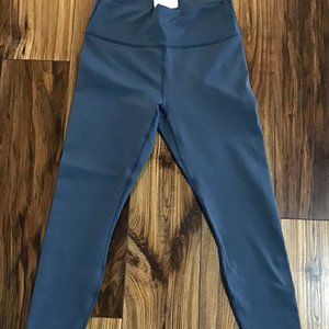 NWT High-Waisted Powerhold 7/8 Leggings